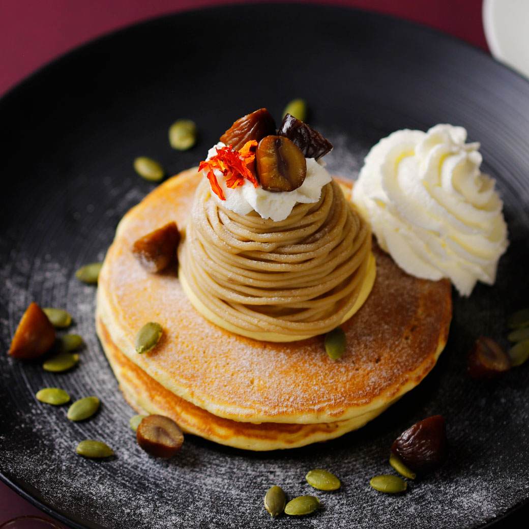 和栗のモンブランパンケーキ LIPTON